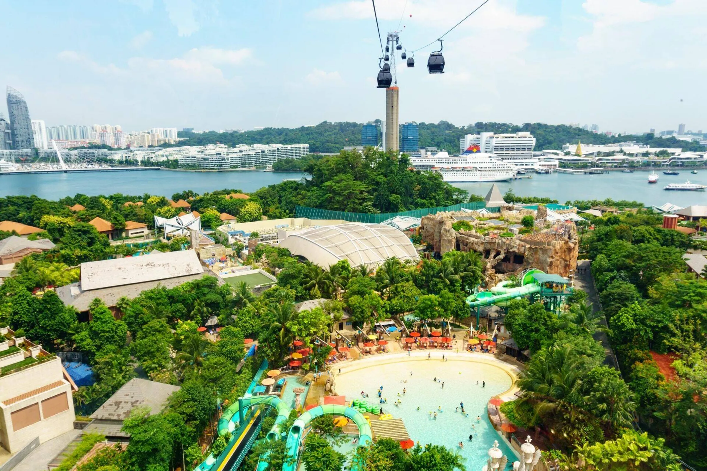 Vincent Van Gogh on the pleasure island Sentosa Island in Singapore